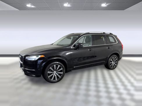 Used 2016 Volvo XC90 T6 Momentum w/ Momentum Plus Package image 1
