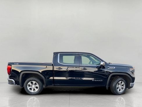 Used 2022 GMC Sierra 1500 SLE image 10