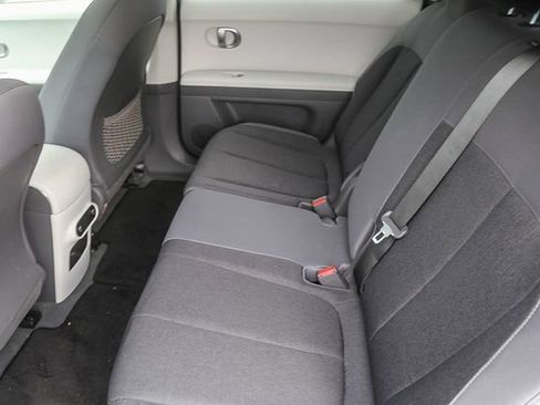 Used 2024 Hyundai Ioniq 5 SEL image 14