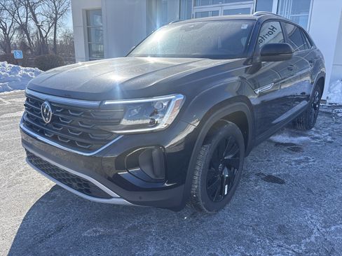 New 2026 Volkswagen Atlas Cross Sport SE AWD/4WD image 2