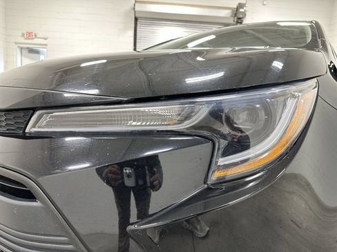 Used 2024 Toyota Corolla LE FWD image 11