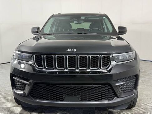 Used 2022 Jeep Grand Cherokee Laredo w/ Luxury Tech Group I image 10