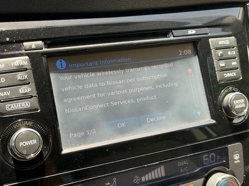 Used 2018 Nissan Rogue Sport SL FWD image 24