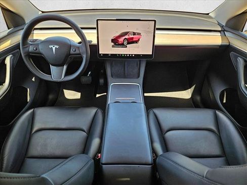 Used 2023 Tesla Model Y Long Range AWD/4WD image 19