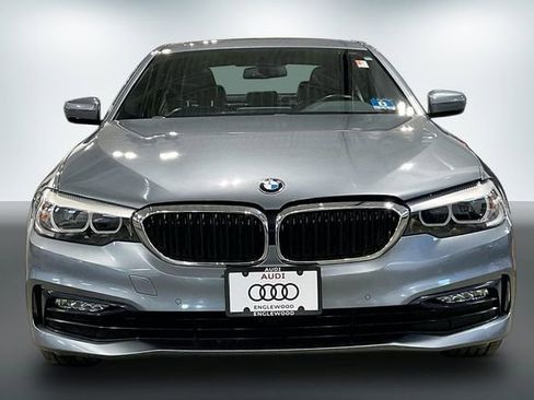 Used 2018 BMW 530i xDrive AWD/4WD image 3