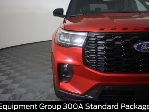 Used 2025 Ford Explorer ST-Line w/ Premium Package AWD/4WD image 21