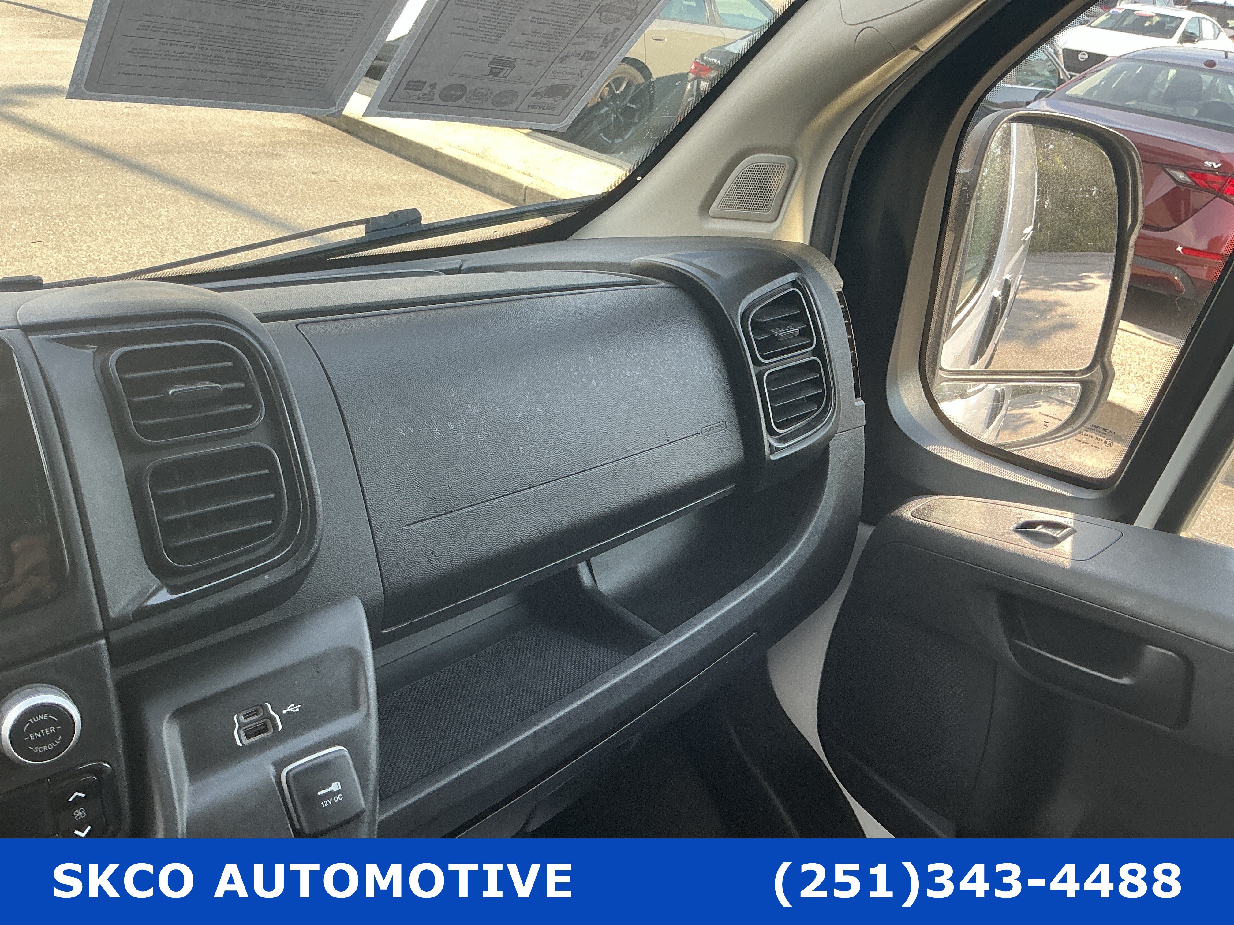 Used 2025 RAM ProMaster 3500 w/ Convenience Group FWD image 24