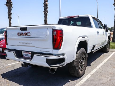 Used 2024 GMC Sierra 2500 Denali AWD/4WD image 6