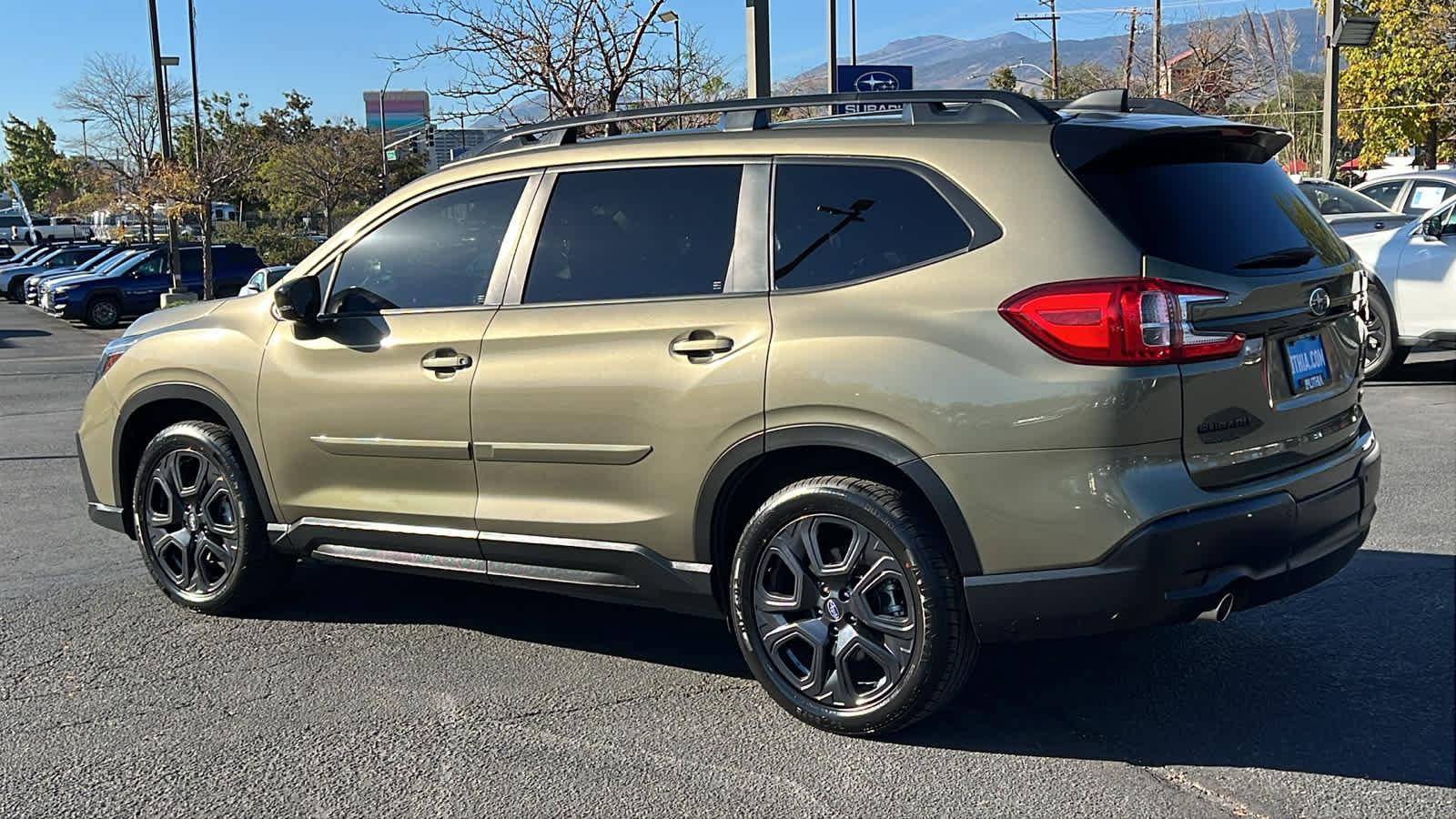 Used 2024 Subaru Ascent Onyx Edition AWD/4WD image 8