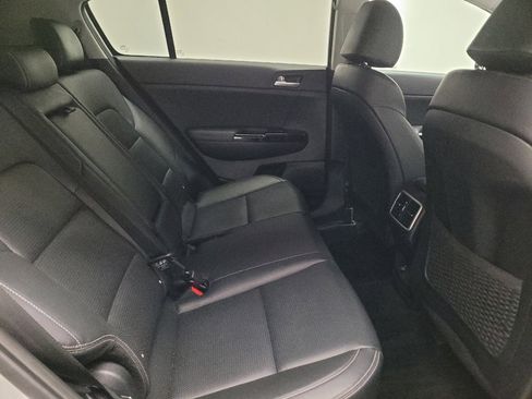 Used 2021 Kia Sportage EX AWD/4WD image 19