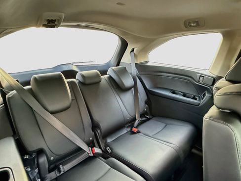 Certified 2026 Honda Odyssey EX-L image 29