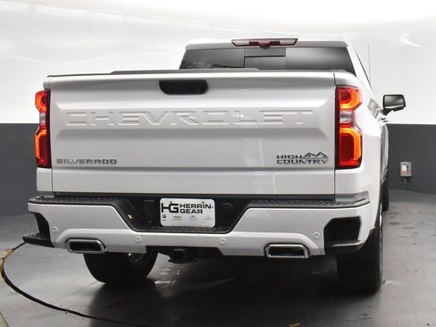 New 2025 Chevrolet Silverado 1500 High Country image 7