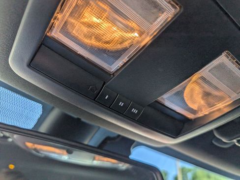 Used 2022 Dodge Challenger GT RWD image 24