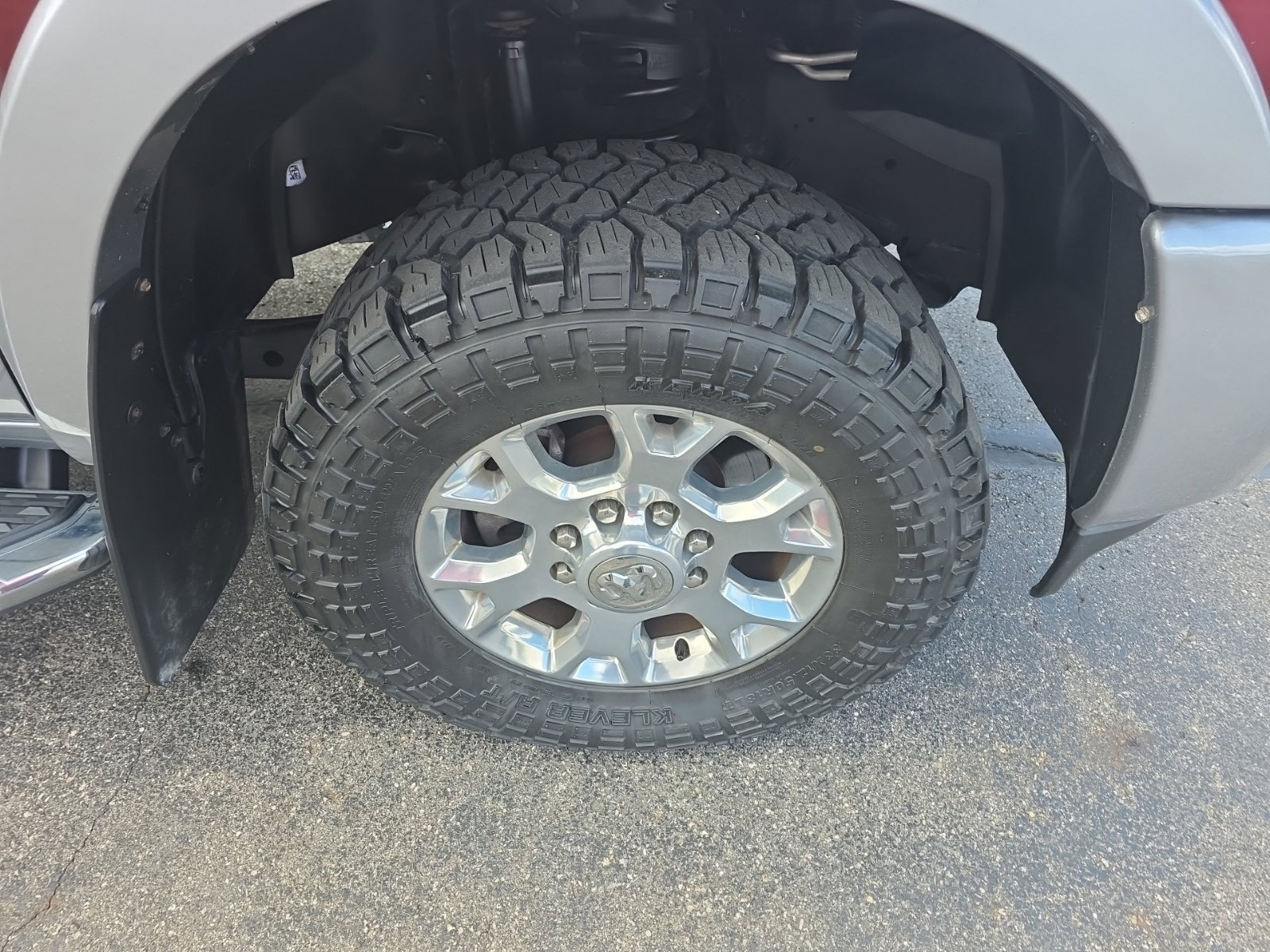 Used 2021 RAM 3500 Laramie AWD/4WD image 11