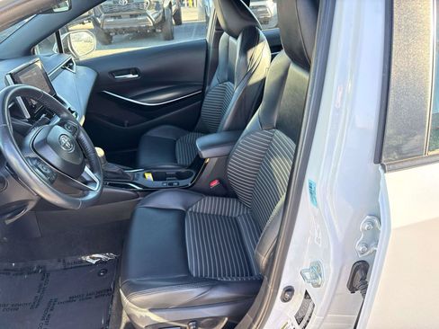 Used 2024 Toyota Corolla XSE FWD image 11