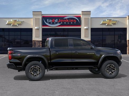 New 2026 Chevrolet Colorado ZR2 w/ Technology Package AWD/4WD image 29