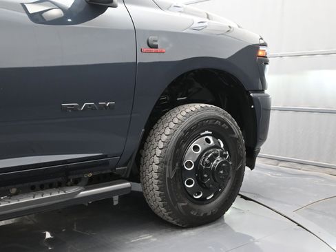 Used 2025 RAM 3500 Laramie w/ Night Edition image 47