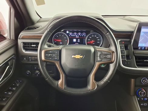 Used 2021 Chevrolet Suburban High Country RWD image 16