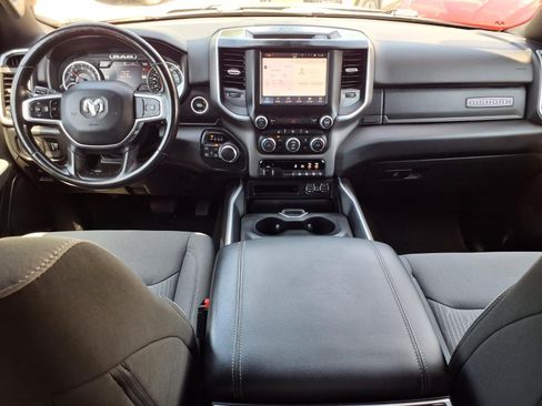 Used 2022 RAM 1500 Big Horn AWD/4WD image 9