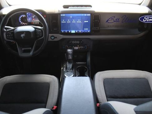 Used 2022 Ford Bronco Wildtrak AWD/4WD image 14