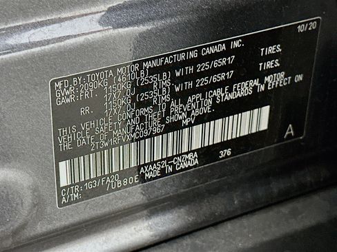 Used 2021 Toyota RAV4 XLE w/ XLE Grade Weather Package FWD image 12