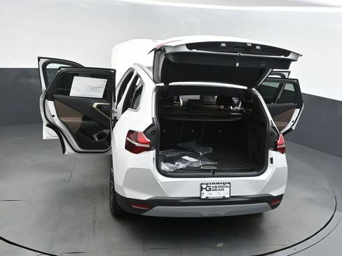 Certified 2025 BMW X3 xDrive30i w/ Premium Package image 48