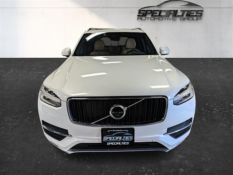 Used 2017 Volvo XC90 T6 Momentum w/ Vision Package AWD/4WD image 6