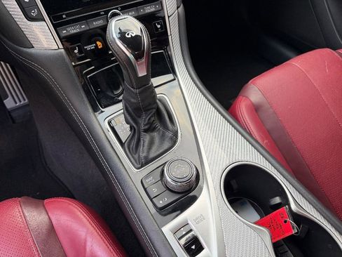 Used 2018 INFINITI Q60 3.0t Sport image 20