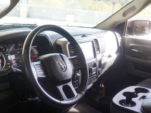 Used 2017 RAM 1500 Big Horn AWD/4WD image 3