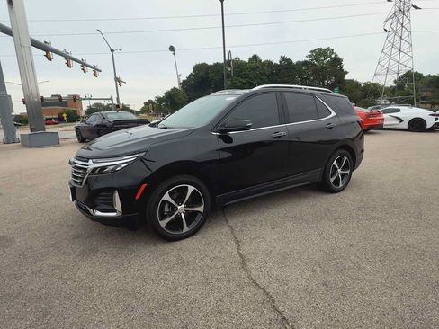 Certified 2023 Chevrolet Equinox Premier AWD/4WD image 4
