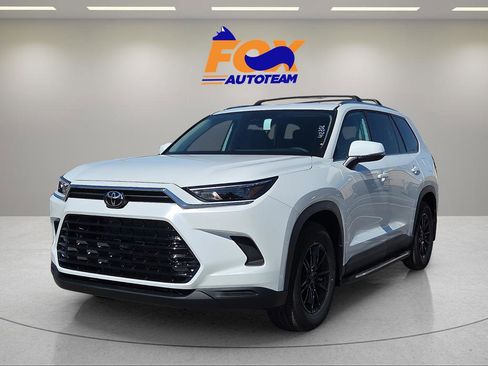 New 2026 Toyota Grand Highlander AWD image 1