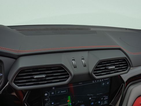 Used 2024 Lamborghini Urus S AWD/4WD image 26