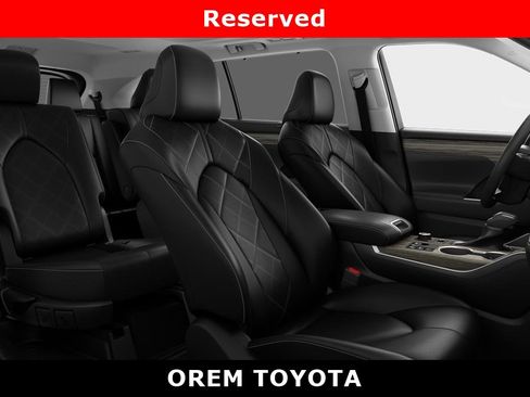 New 2026 Toyota Highlander Platinum image 20