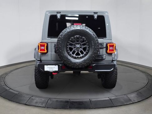 Used 2022 Jeep Wrangler Unlimited Rubicon w/ Xtreme Recon 35" Tire Package AWD/4WD image 6