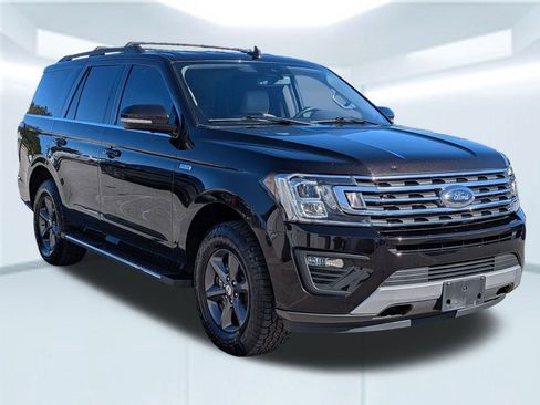 Used 2021 Ford Expedition XLT image 8
