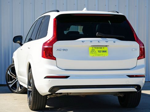 Used 2022 Volvo XC90 T8 R-Design w/ Advanced Package image 6