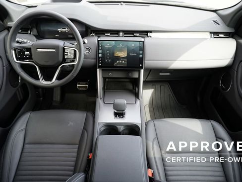 Used 2025 Land Rover Discovery Sport Dynamic SE AWD/4WD image 9
