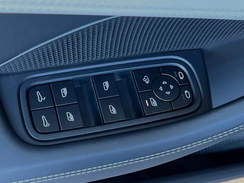 Used 2024 Porsche Panamera 4 image 13