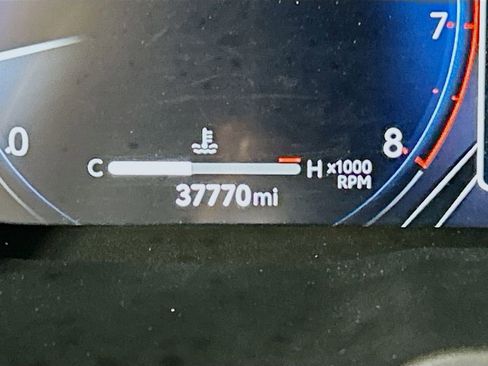Used 2025 Toyota RAV4 Limited FWD image 10