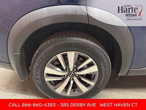 Certified 2023 Nissan Pathfinder SL image 53