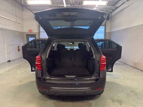 Used 2016 Chevrolet Equinox LS AWD/4WD image 13