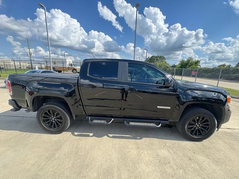 Used 2022 GMC Canyon Elevation w/ Elevation Premium Package RWD image 9
