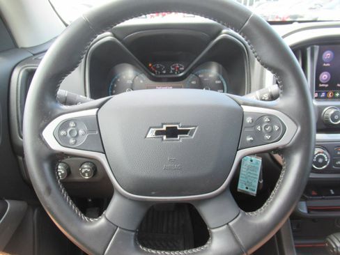 Used 2020 Chevrolet Colorado LT w/ LPO, Premium Interior Package AWD/4WD image 26