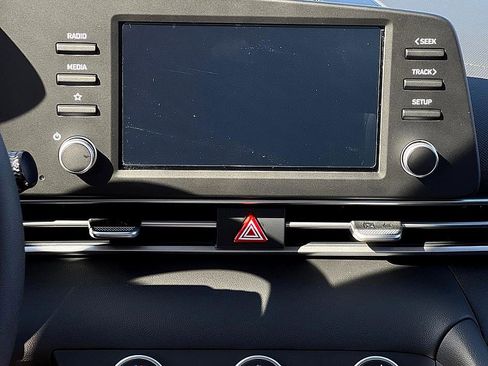 New 2026 Hyundai Elantra SE w/ Cargo Package image 7