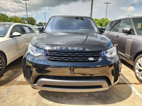 Used 2020 Land Rover Discovery SE AWD/4WD image 2
