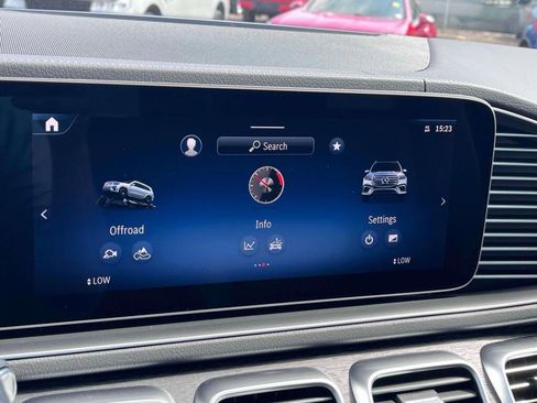 New 2026 Mercedes-Benz GLS 450 4MATIC image 30