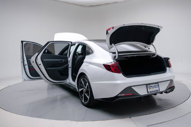 Used 2021 Hyundai Sonata SEL Plus w/ Tech Package FWD image 19