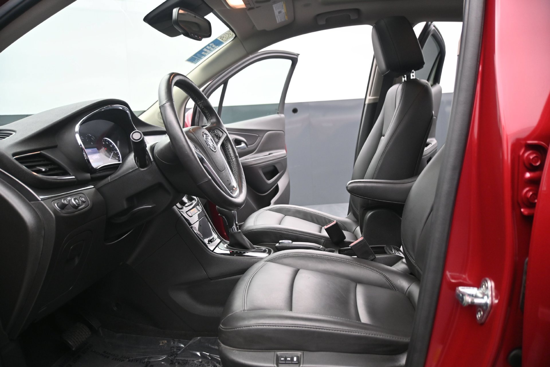Used 2019 Buick Encore Essence w/ Safety Package II AWD/4WD image 19