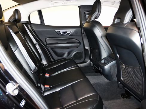 Used 2025 Volvo S60 B5 Core image 63