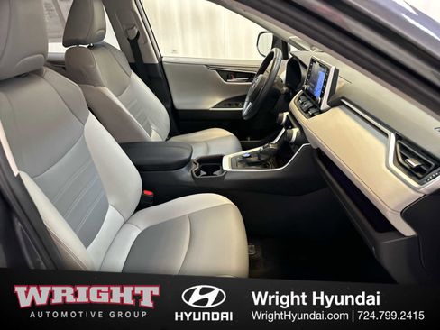 Used 2019 Toyota RAV4 Limited w/ All Weather Liner Package AWD/4WD image 18